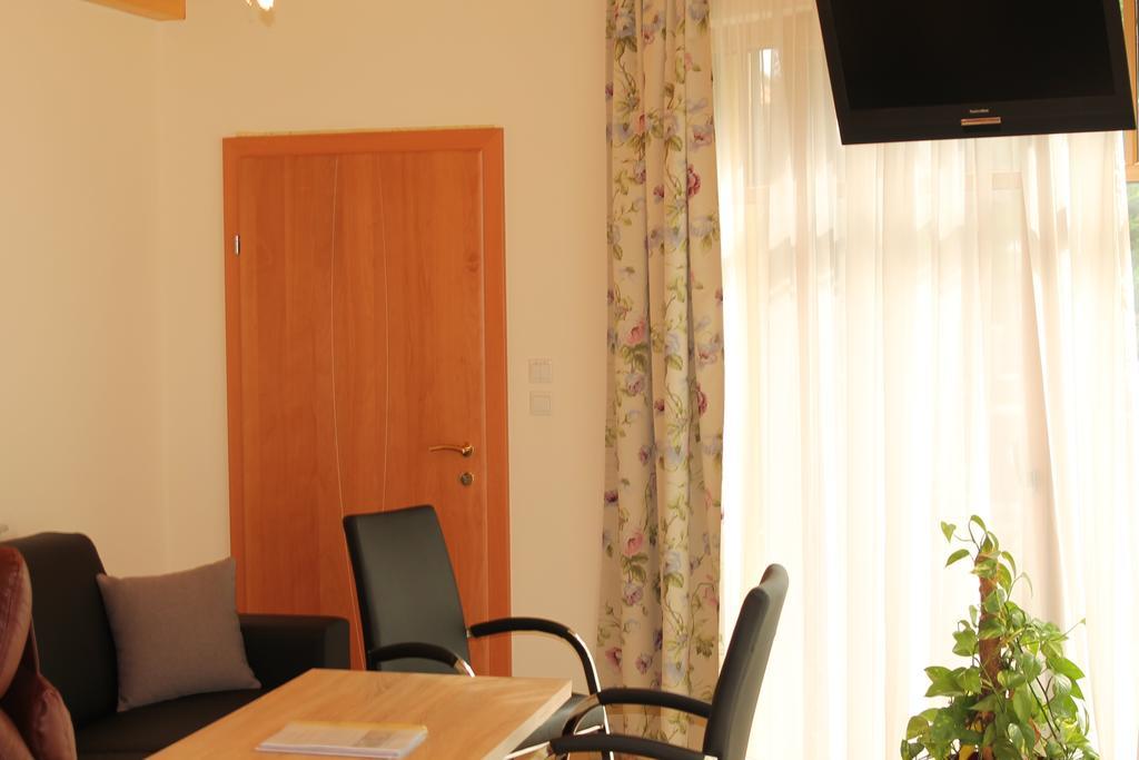 Bed and Breakfast Gastehaus Zur Schonen Aussicht Spitz an der Donau Pokój zdjęcie