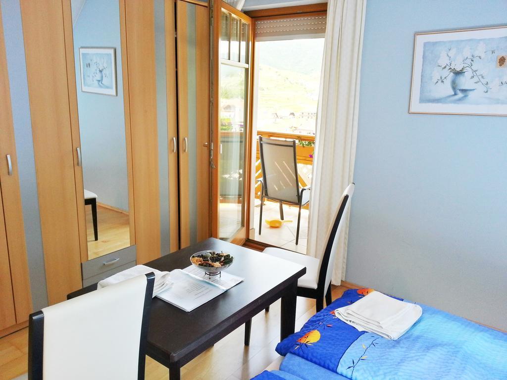 Bed and Breakfast Gastehaus Zur Schonen Aussicht Spitz an der Donau Pokój zdjęcie
