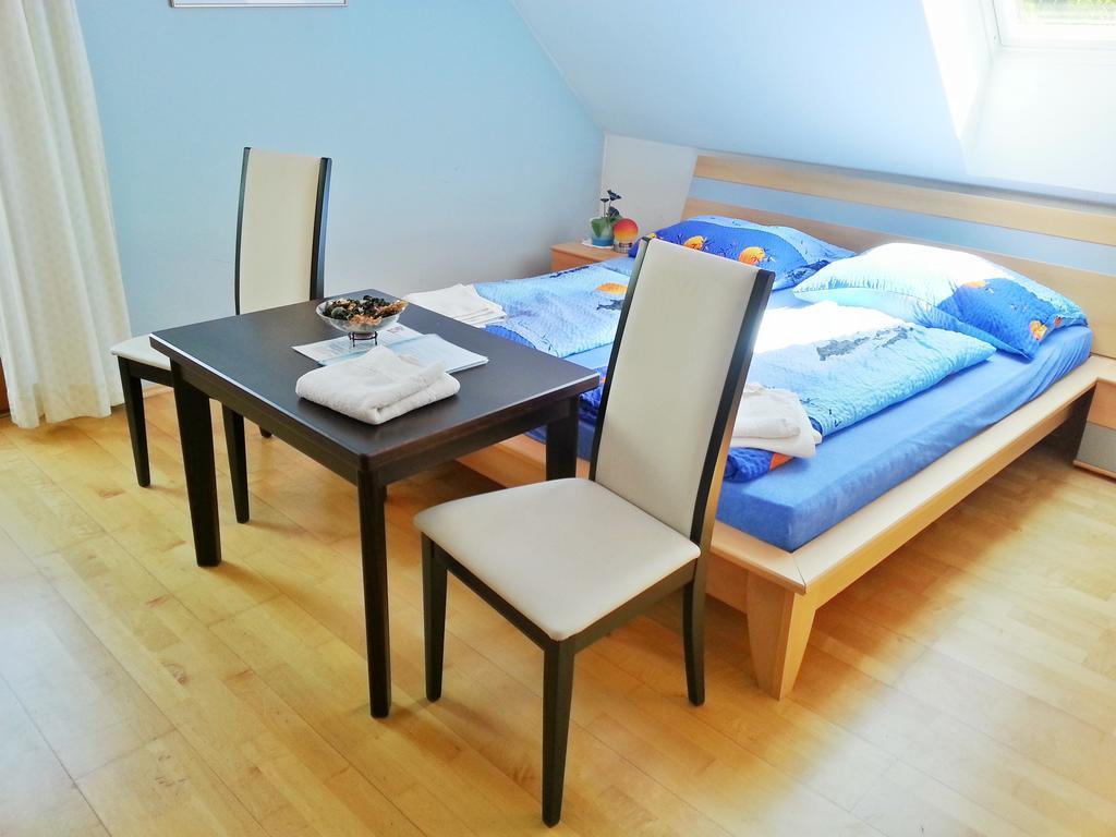 Bed and Breakfast Gastehaus Zur Schonen Aussicht Spitz an der Donau Pokój zdjęcie